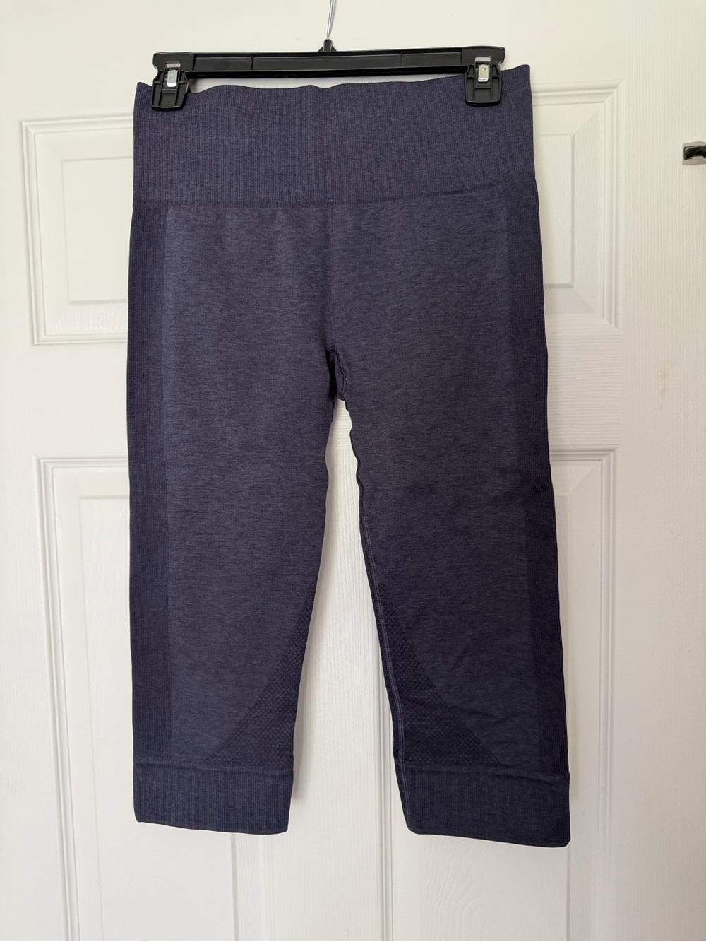 Lululemon Seamlessly Street Crop Leggings